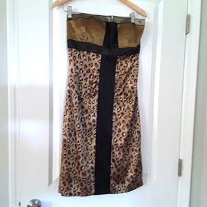 Trendy sleeveless Nicole Miller Dress